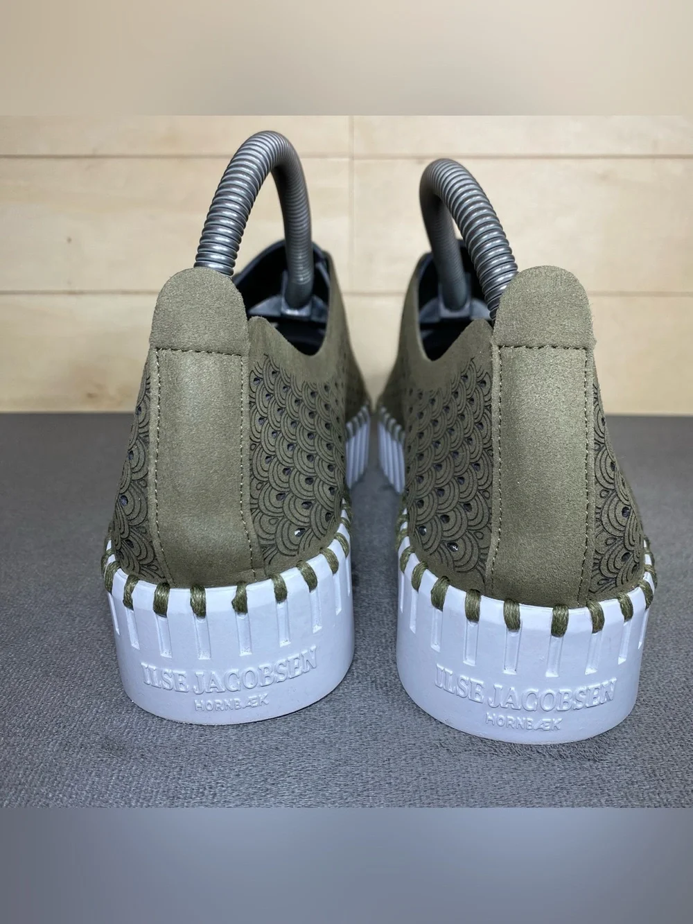 Ilse Jacobsen Tulip Platforms Olive Green Women's Size 8 Shoes EU38 Slip-Ons